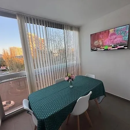 8 Personnes, 4 Lits Creteil, Metro 20 Min De Paris *